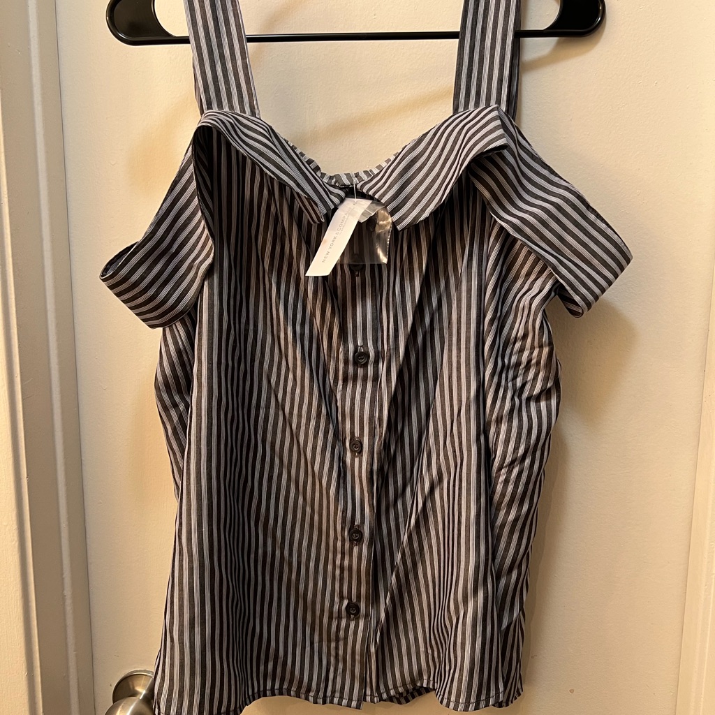 Brand New New York And Company Top